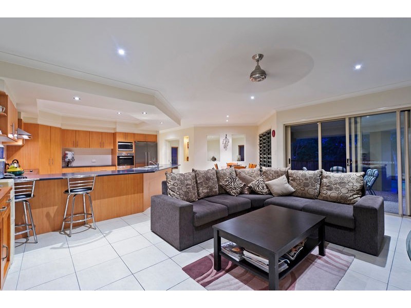 2 Pacha Cl, Coomera Waters QLD 4209