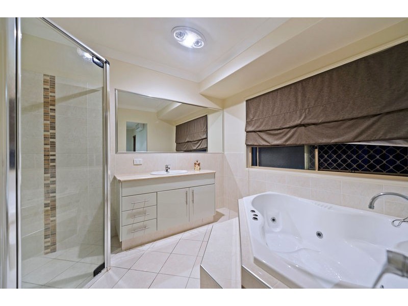 2 Pacha Cl, Coomera Waters QLD 4209