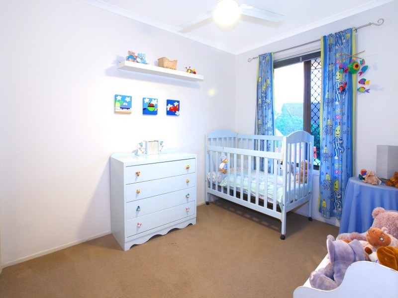 13 Bathurst Court, Helensvale QLD 4212