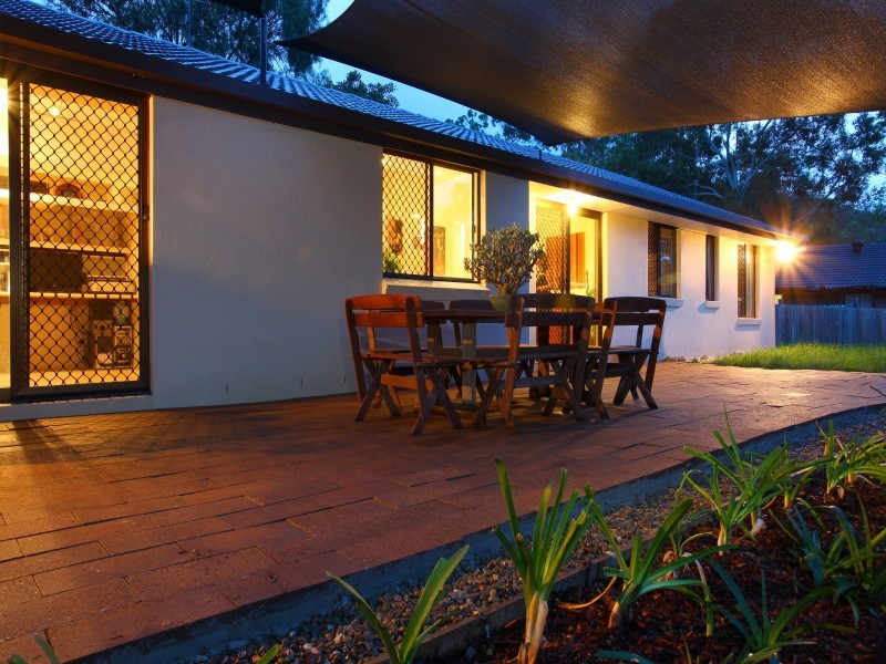 13 Bathurst Court, Helensvale QLD 4212