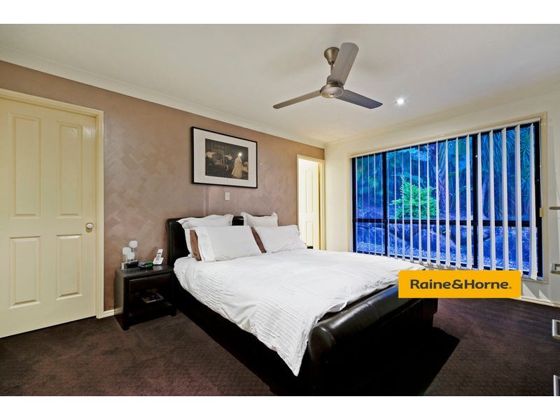 36 Galapagos Way, Pacific Pines QLD 4211