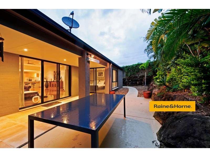 36 Galapagos Way, Pacific Pines QLD 4211