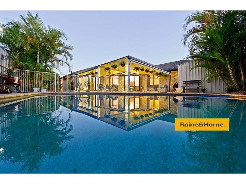 12 Beerwah Street, Pacific Pines QLD 4211