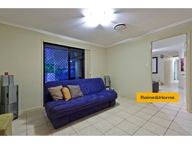 12 Beerwah Street, Pacific Pines QLD 4211