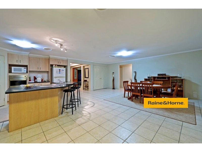 12 Beerwah Street, Pacific Pines QLD 4211