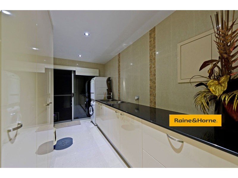 31 Westward Way, Coomera Waters QLD 4209
