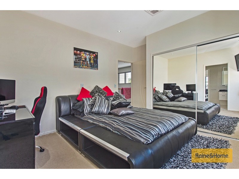31 Westward Way, Coomera Waters QLD 4209