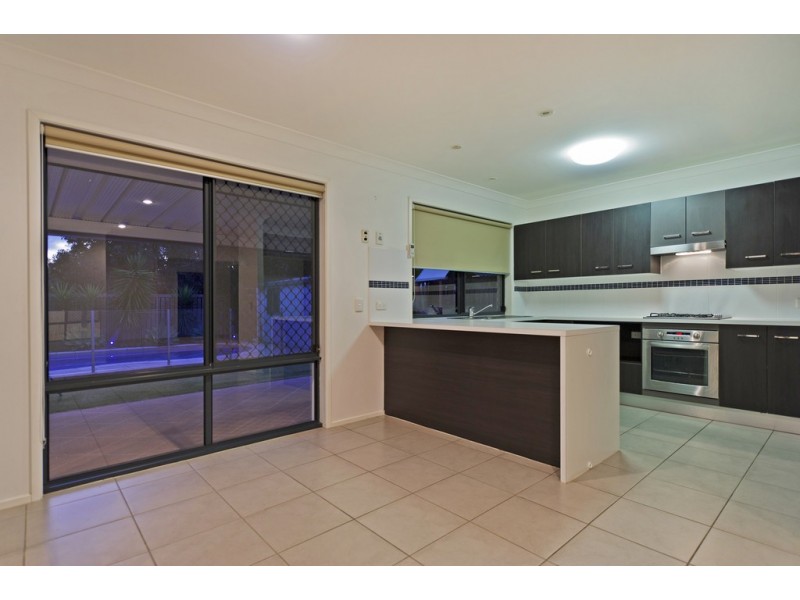 63 Cobb and Co Drive, Oxenford QLD 4210