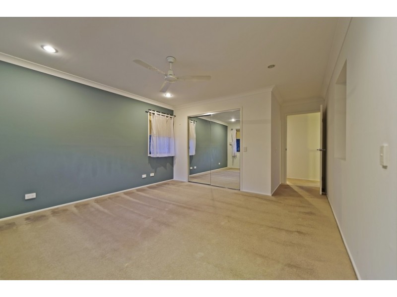 63 Cobb and Co Drive, Oxenford QLD 4210