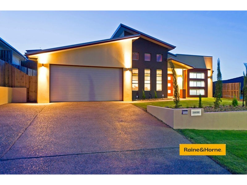 19 Bimberi Row, Pacific Pines QLD 4211