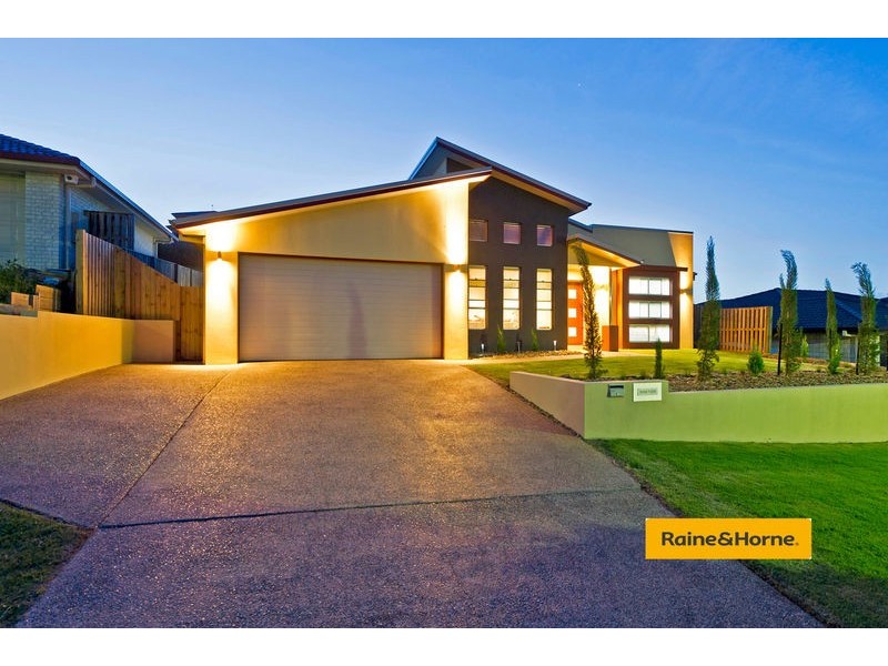 19 Bimberi Row, Pacific Pines QLD 4211