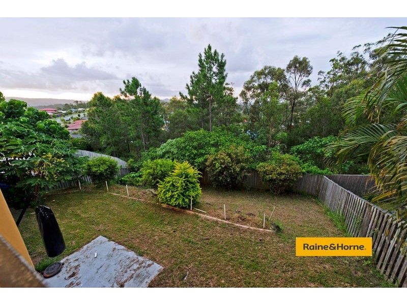 42 Manra Way, Pacific Pines QLD 4211
