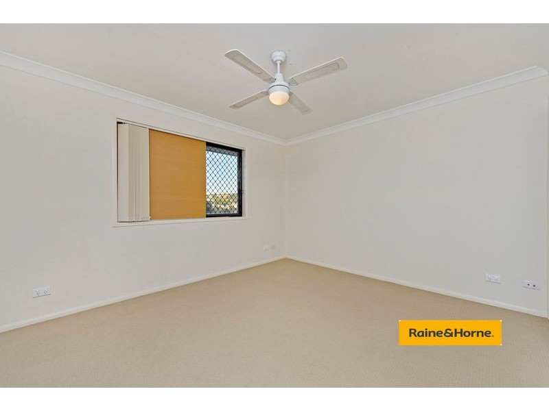 1/30 Witheren Circuit, Pacific Pines QLD 4211