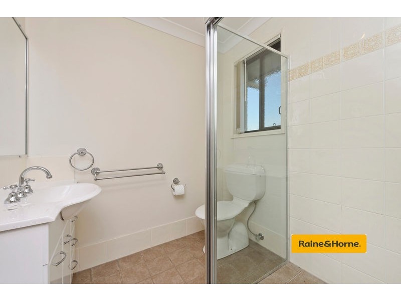 1/30 Witheren Circuit, Pacific Pines QLD 4211