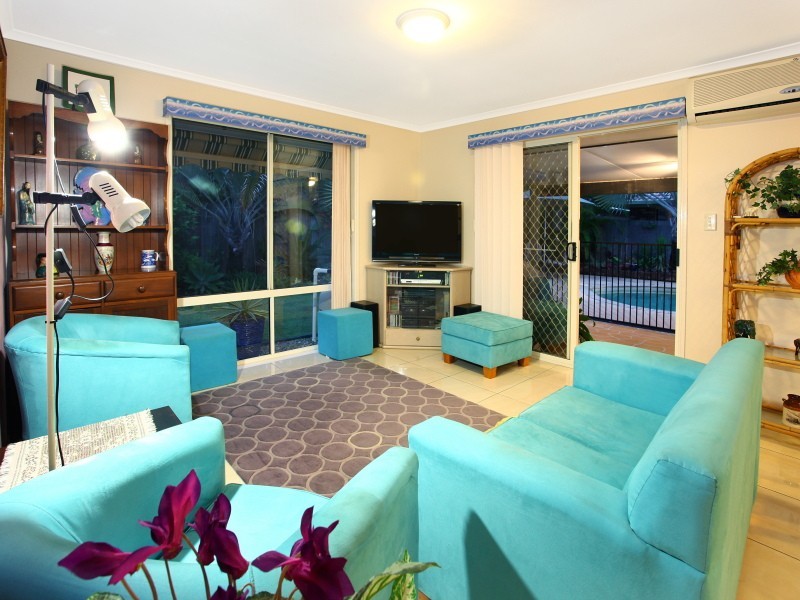 10 Rosswood Court, Helensvale QLD 4212