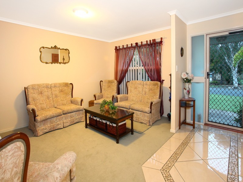 10 Rosswood Court, Helensvale QLD 4212