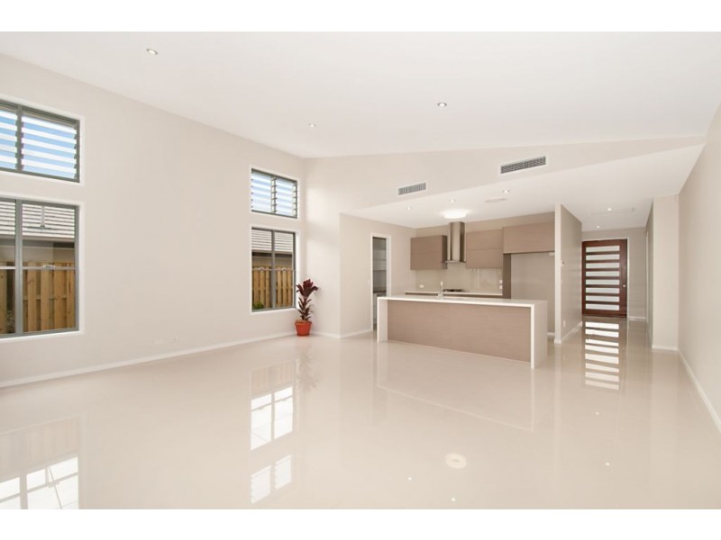 31 Bunderoo Circuit, Pimpama QLD 4209