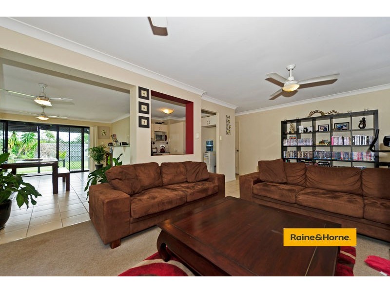 43 Murchison Street, Pacific Pines QLD 4211