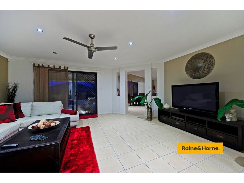 23 Beerwah Street, Pacific Pines QLD 4211