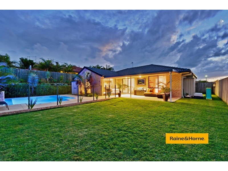 23 Beerwah Street, Pacific Pines QLD 4211