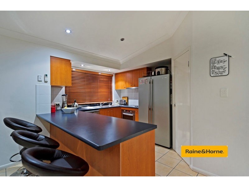 23 Beerwah Street, Pacific Pines QLD 4211