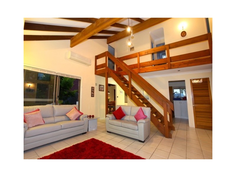 23 Jesmond Road, Helensvale QLD 4212