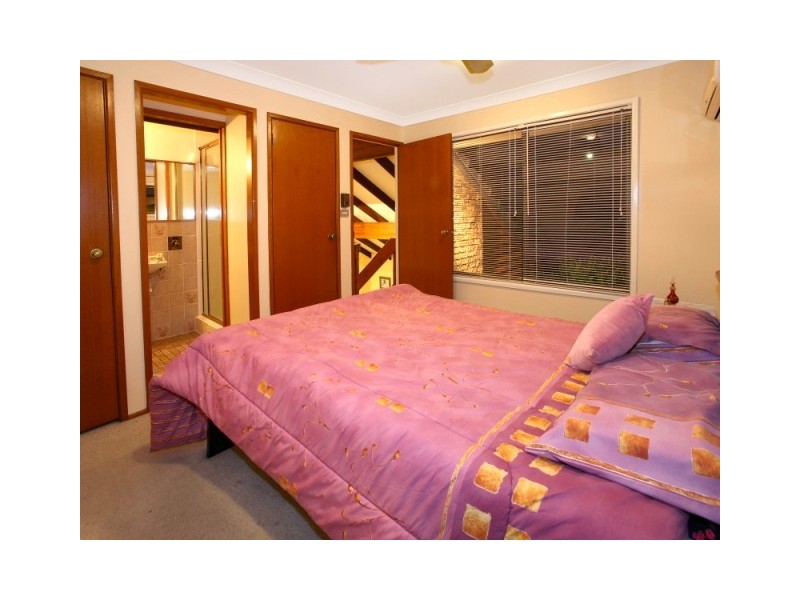 23 Jesmond Road, Helensvale QLD 4212