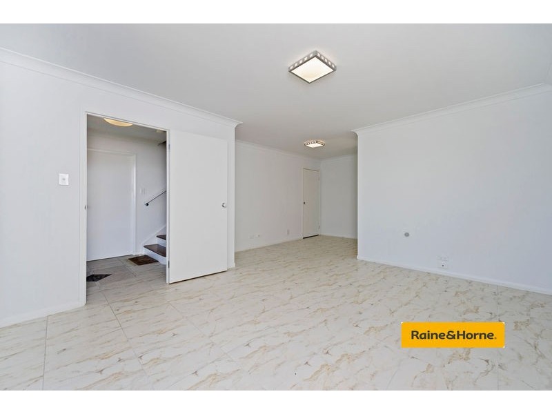 31 Hadrian Crescent, Pacific Pines QLD 4211