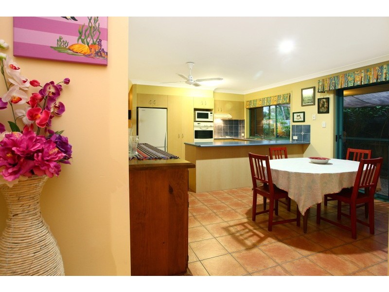 1/98 Cootharaba Drive, Helensvale QLD 4212