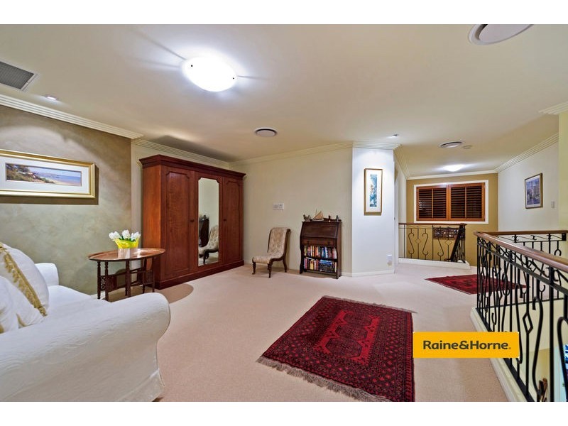 34 Fitzalan Circuit, Arundel QLD 4214