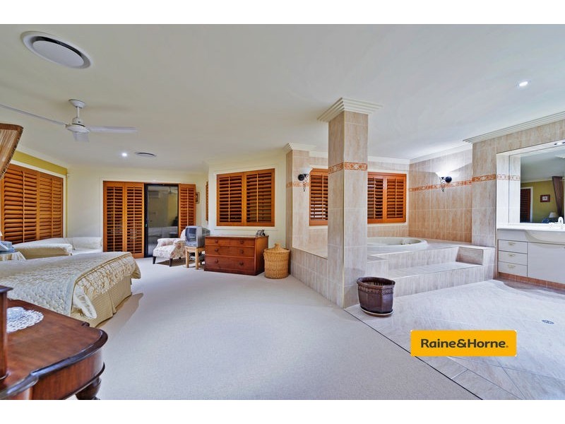 34 Fitzalan Circuit, Arundel QLD 4214