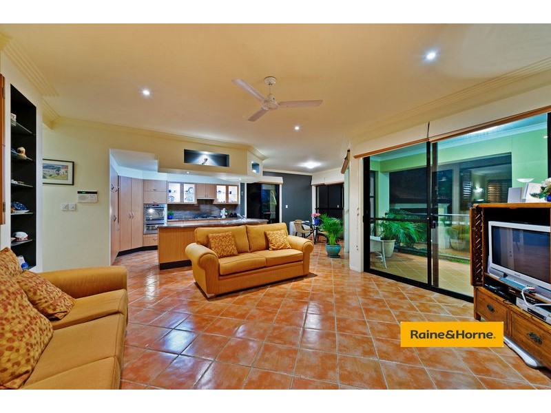 34 Fitzalan Circuit, Arundel QLD 4214