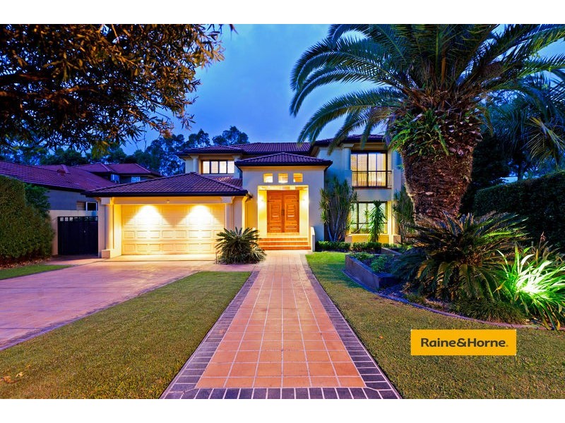 34 Fitzalan Circuit, Arundel QLD 4214