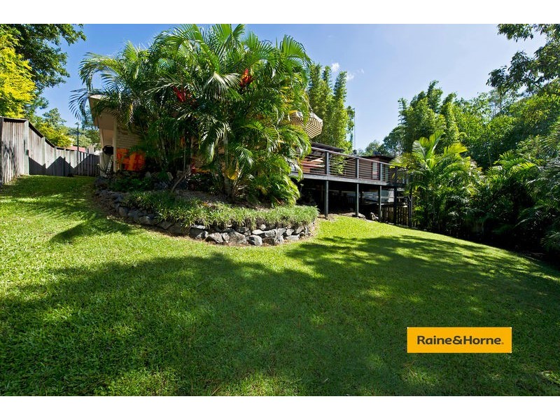 12 Bounty Way, Pacific Pines QLD 4211