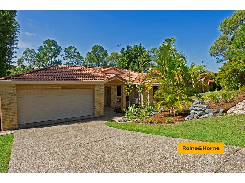 12 Bounty Way, Pacific Pines QLD 4211