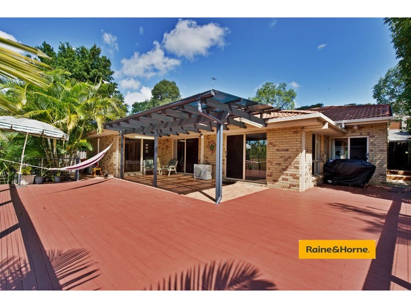 12 Bounty Way, Pacific Pines QLD 4211