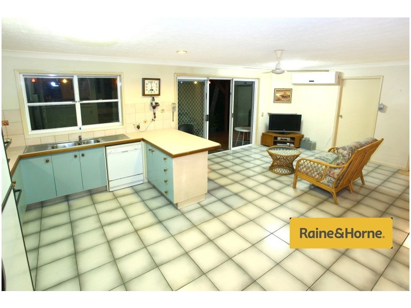 12 Latrobe Avenue, Helensvale QLD 4212
