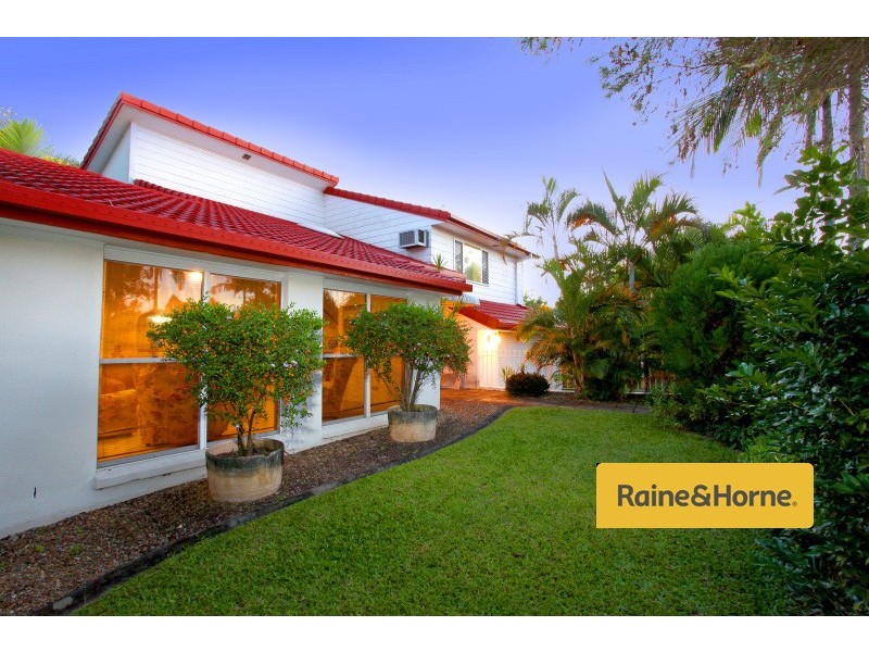 12 Latrobe Avenue, Helensvale QLD 4212