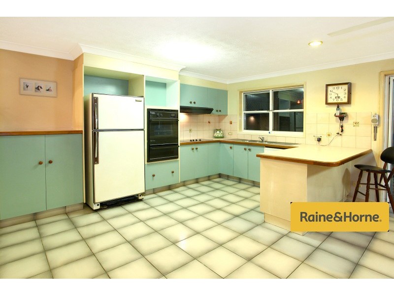 12 Latrobe Avenue, Helensvale QLD 4212