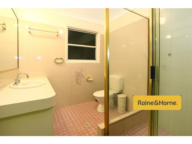 12 Latrobe Avenue, Helensvale QLD 4212