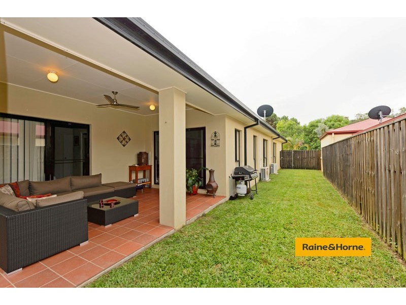4 Bonner Court, Pacific Pines QLD 4211