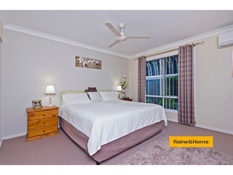 3 Norfolk Drive, Pacific Pines QLD 4211