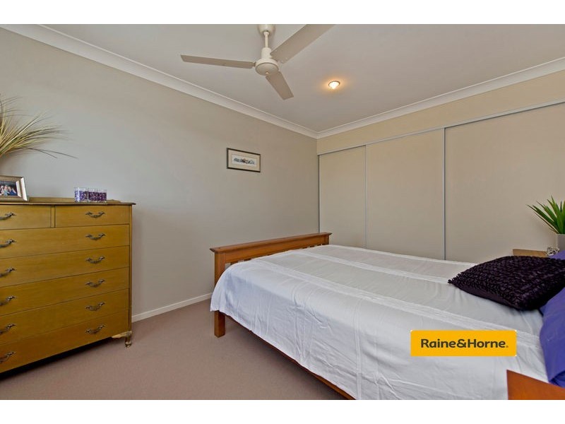 3 Norfolk Drive, Pacific Pines QLD 4211