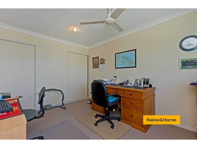3 Norfolk Drive, Pacific Pines QLD 4211