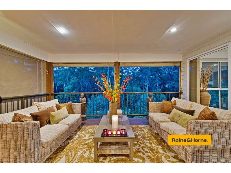 62 Cobb and Co Drive, Oxenford QLD 4210