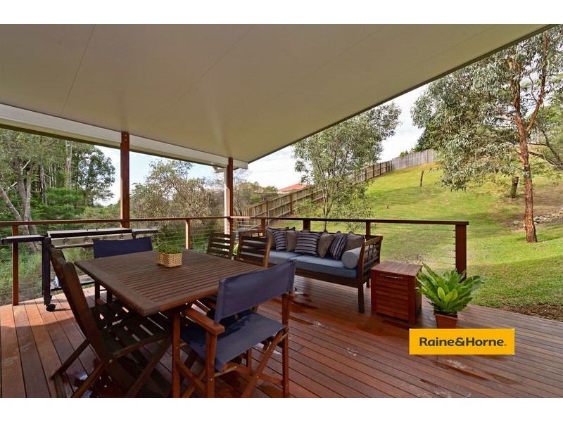 9 Lambert Drive, Maudsland QLD 4210