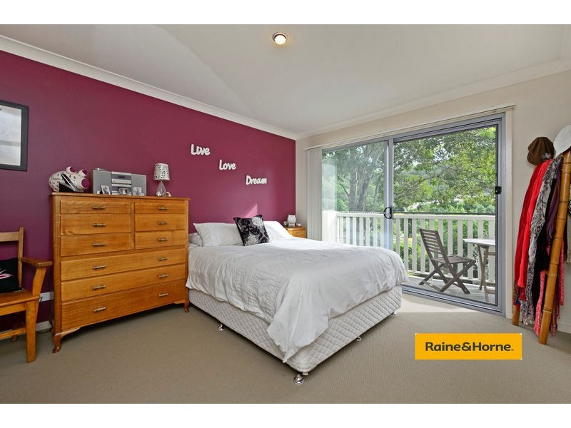 9 Lambert Drive, Maudsland QLD 4210