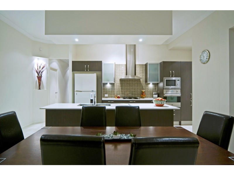 7 Kintail Lane, Coomera Waters QLD 4209