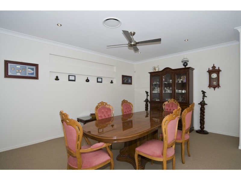 7 Kintail Lane, Coomera Waters QLD 4209