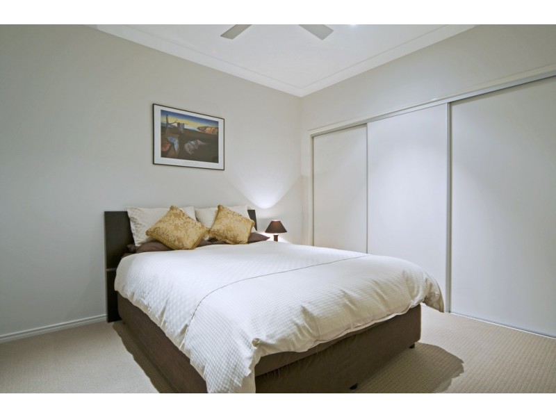 7 Kintail Lane, Coomera Waters QLD 4209